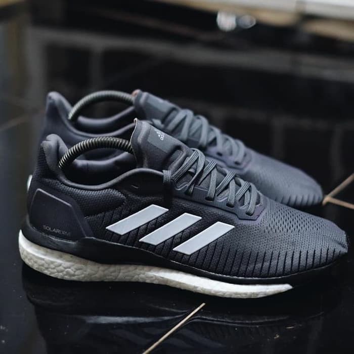 Sepatu ADIDAS Solar Drive St Boost
