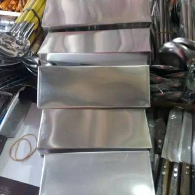 Cetakan kue bolu panggang