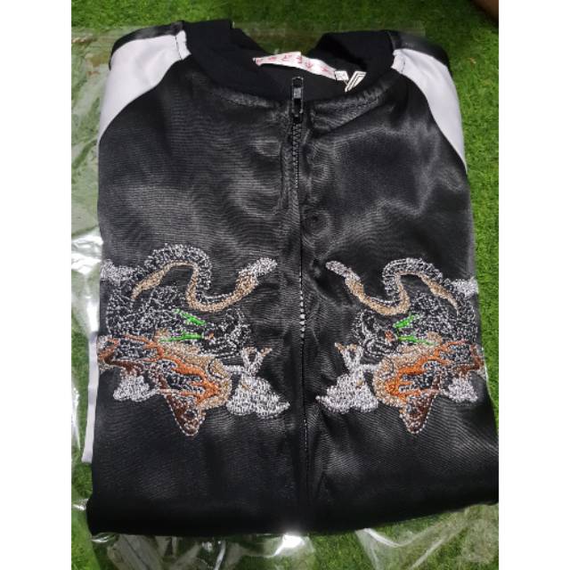 Jaket kenzo dragon punya kakak trianaabriani