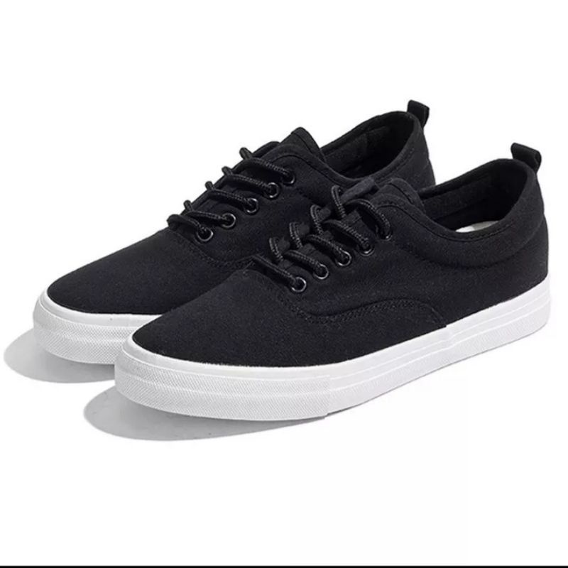 HUMAIRAH_OLDSHOP || Sepatu Vans Authentic black n white sepatu berbahan kanvas sepatu murah berkualitas