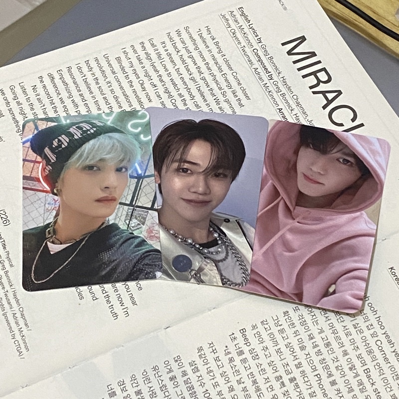 bundle pc taeyong slow acid hoodie pink, jaemin jewel universe, yangyang tc universe.