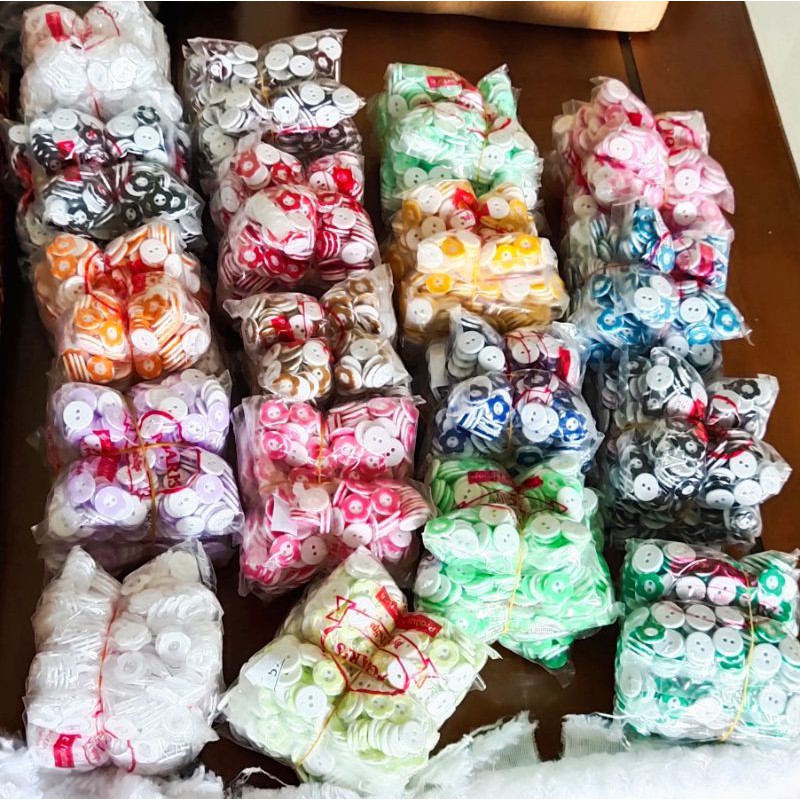 Kancing Sakura 1.5cm