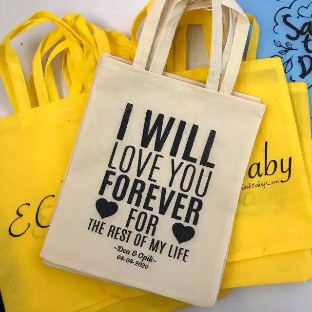 

TAS ULTAH MURAH TAS SOUVENIR TAS SABLON