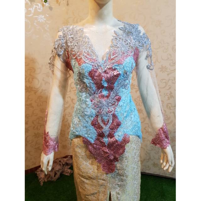 Kebaya atasan baby blue kombinasi dusty dan silver