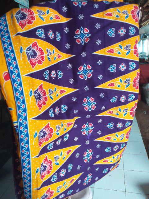 Rok Sepan Tumpal St16 Motif Pucuk Rebung Betawi Ondel-ondel Abang None Jakarta | Batik Wanita