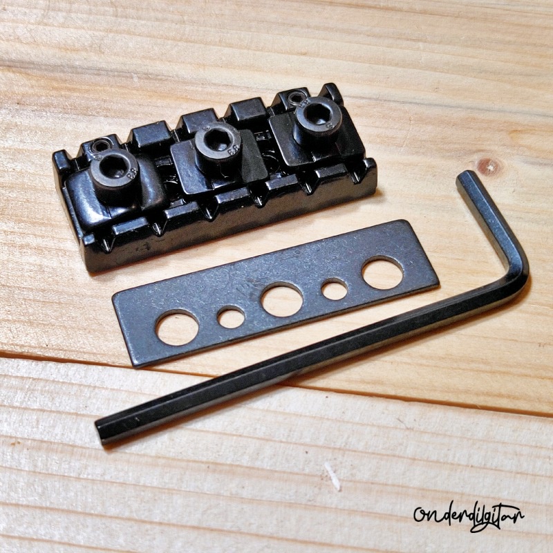 Locking Nut Gitar