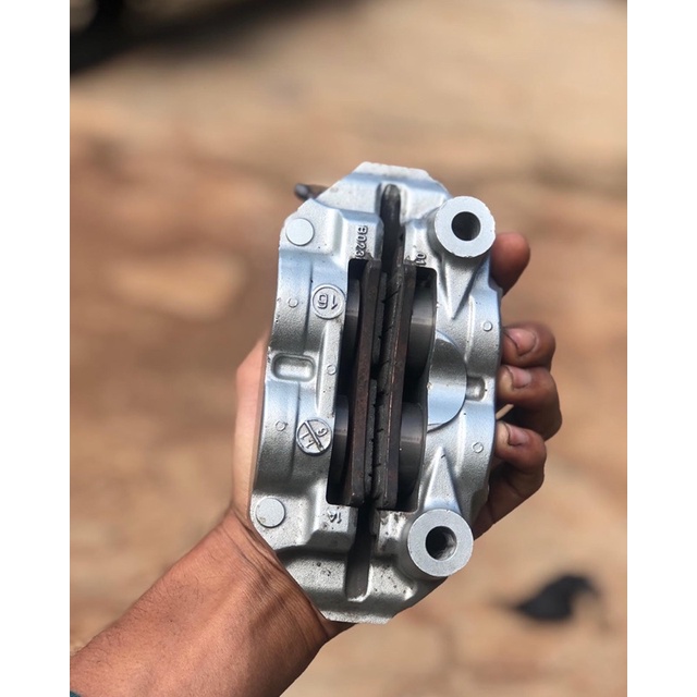 kaliper brembo kiri original copotan moge