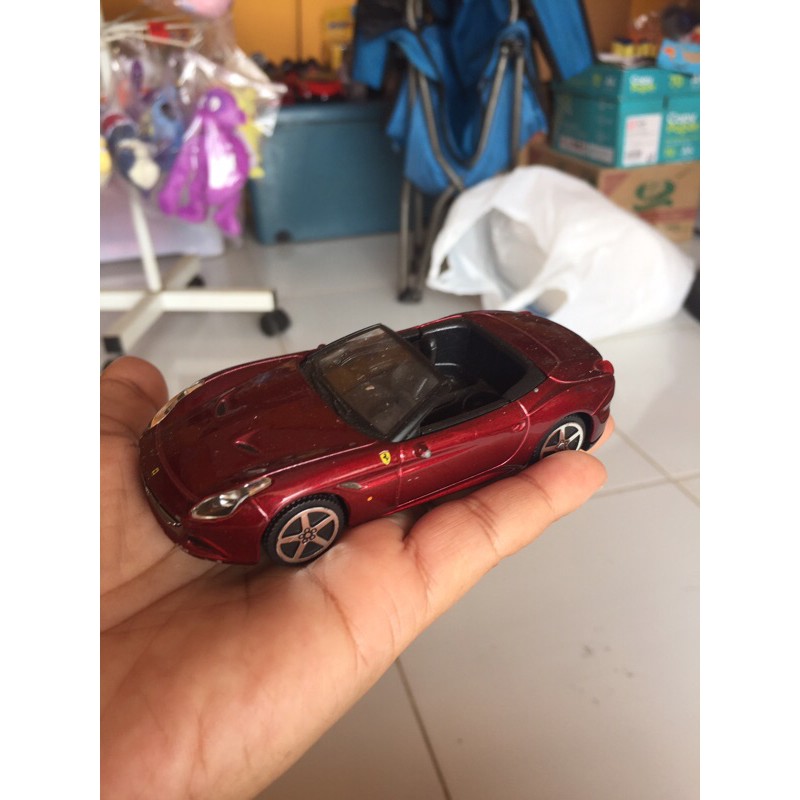 ferrari california  T burago