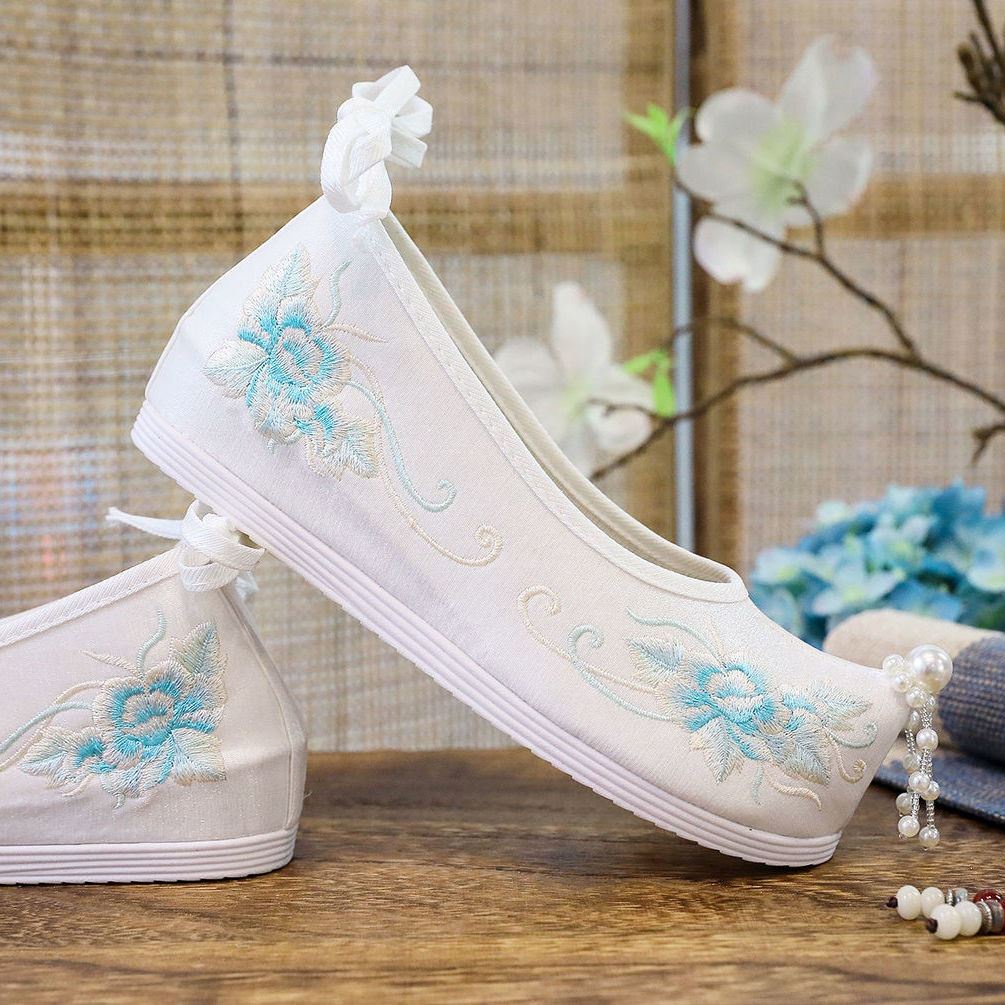 The Han-style clothing shoes original chuangming ancient style embroidered shoes Super fairy height