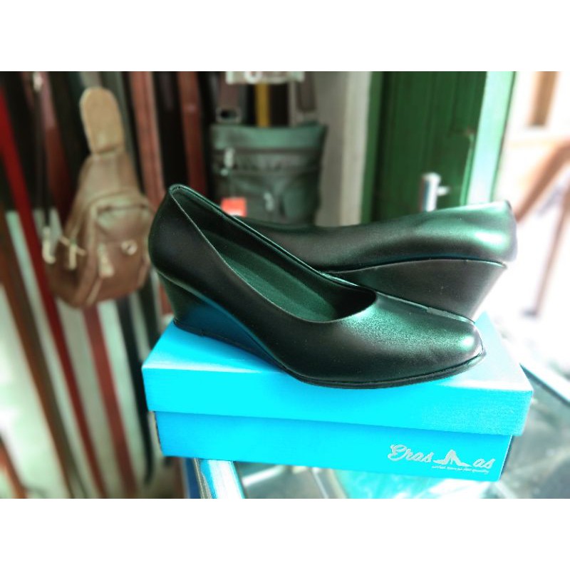 Sepatu wanita persit kantoran erasmas