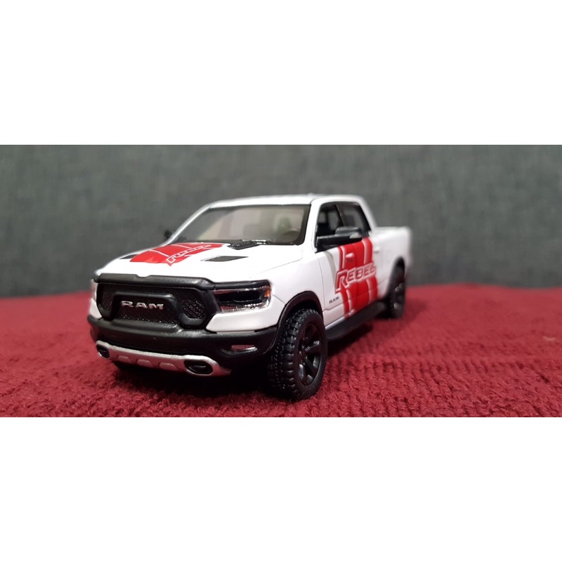 Diecast Kinsmart Dodge Ram 1500 with printing