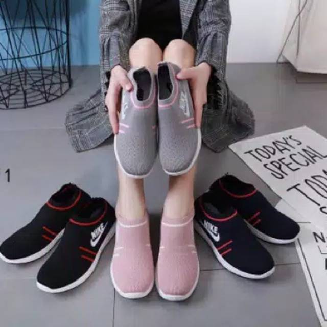 Promo Sepatu Slip On Wanita Nc 11