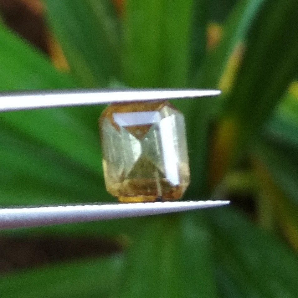 CT 1.5 Dravite Yellow Tourmaline