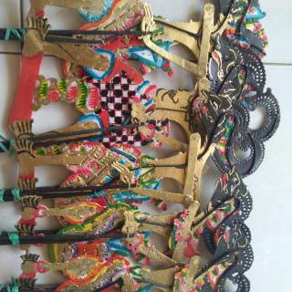 Wayang kulit mini ukuran 30cm/ pandawa limo/punokawan/gunungan/buto