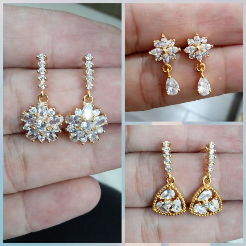 anting tusuk wanita berlapis emas full mata zircon.