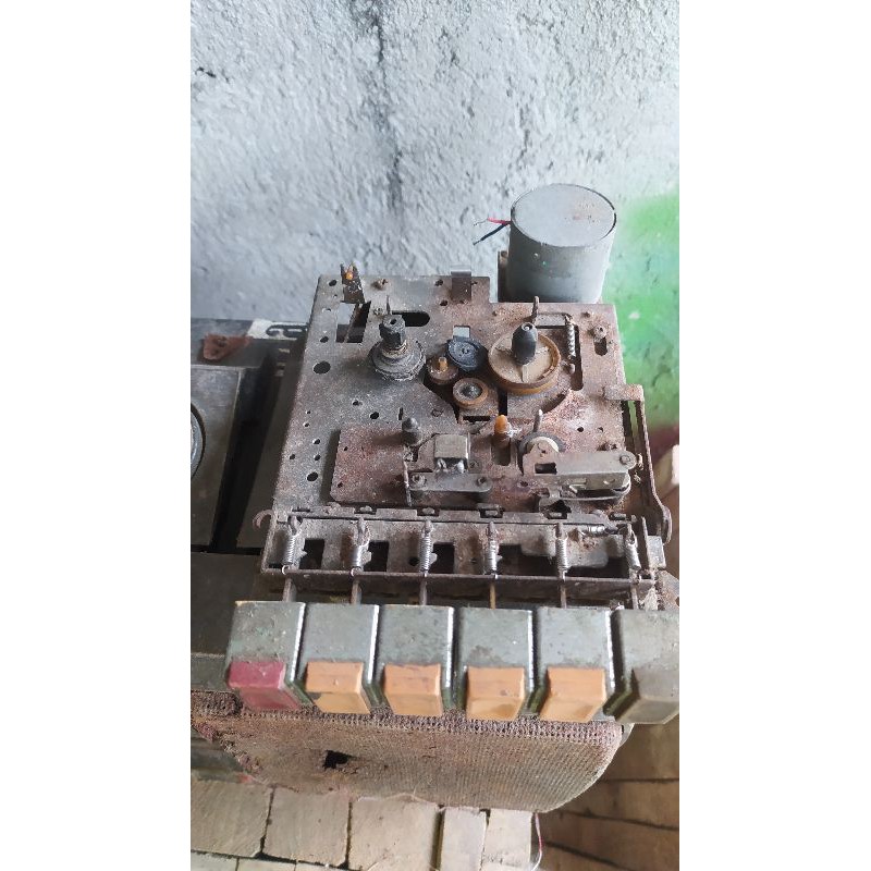 mekanik kaset pemutar kaset pita besi ori copotan player pita cassete