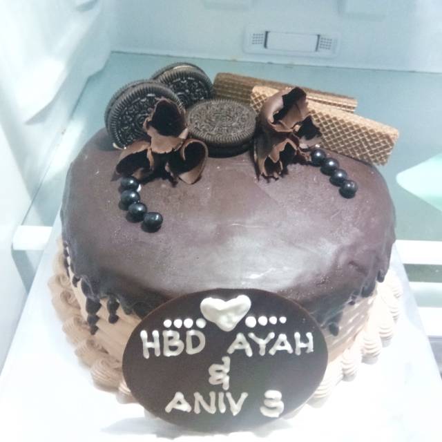 Cake ultah siram coklat