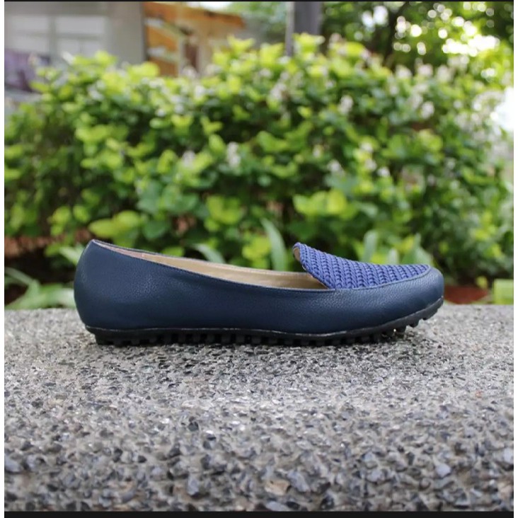 Sepatu Flat Wanita - Flatshoes Gratica AM 61