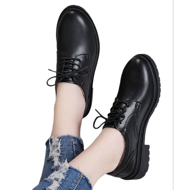 Sepatu Oxfords Kulit Hitam Wanita Sepatu Kasual Musim Semi 2021 Sepatu Flat Wanita Klasik Modis Sepatu Oxford Platform Antik Wanita /  Sepatu Docmart Wanita Terbaru / Sepatu Loafers Wanita Kekinian / docmart Mahalini / Bisa Cod