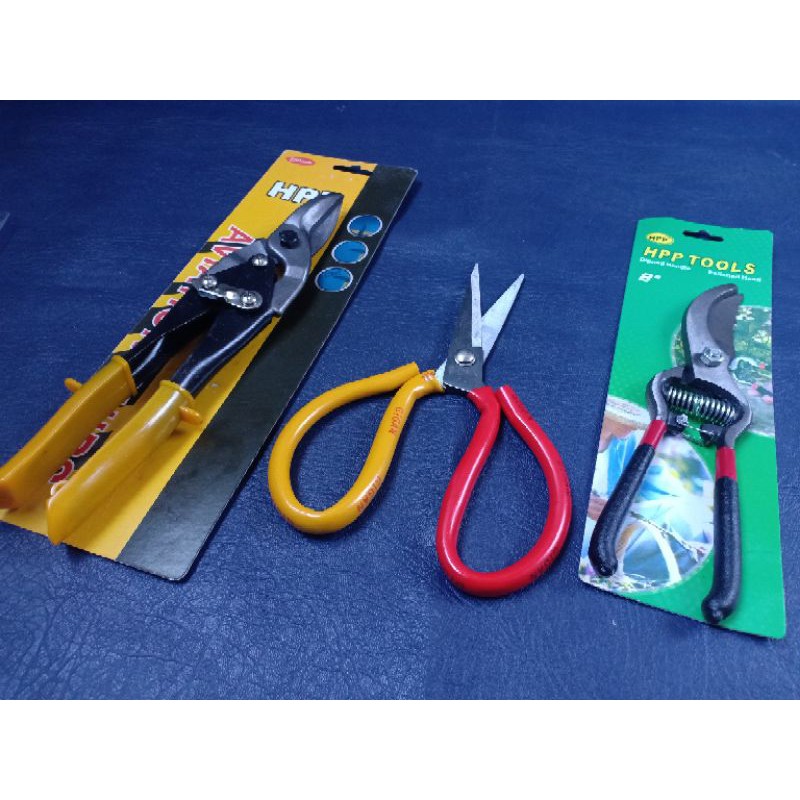 

Paket Gunting - Gunting Holo/Gunting Baja Ringan, Gunting Kodok/Gunting Kain & Gunting Dahan