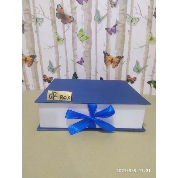 

Kotak Kado | Papper Bag | Box Hampers | Box Parcel | Kotak seserahan | Kotak Kue | Kotak hadiah