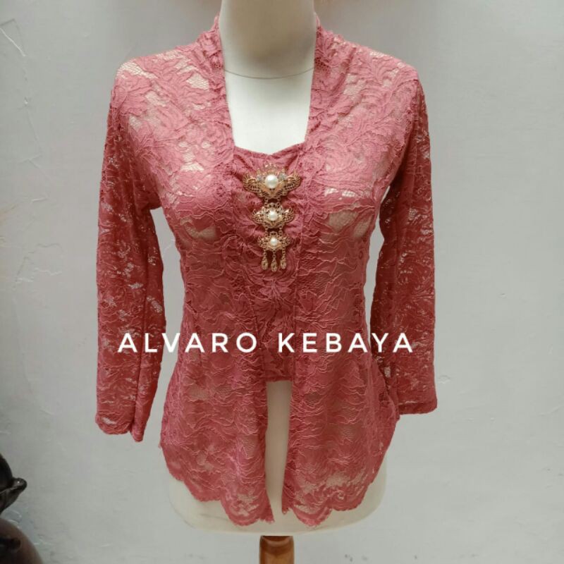 Atasan kebaya brokat halus stretch - kebaya kutubaru brukat modern wisuda halus tidak gatal strait melar-Dusty pink