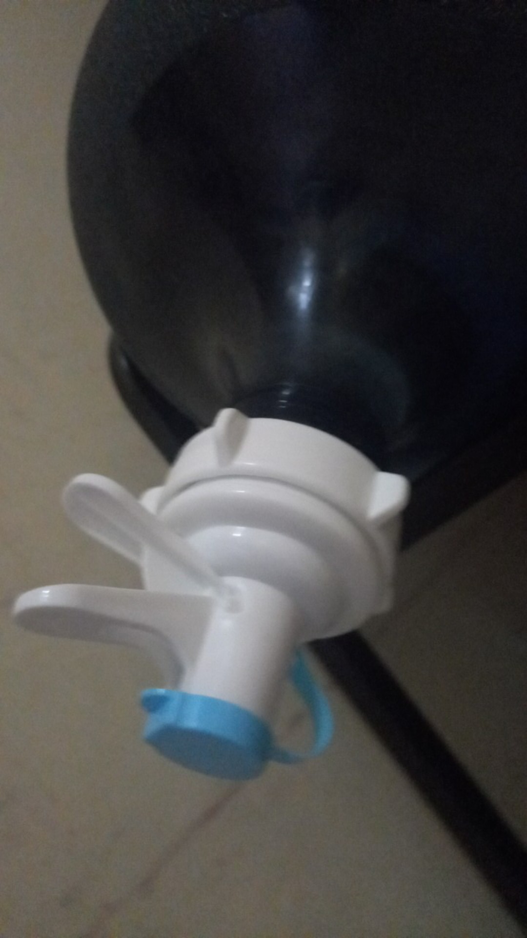 Kran Tutup Galon Air Minum Dispenser Keran