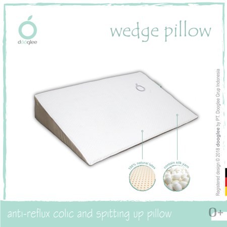 DOOGLEE WEDGE PILLOW