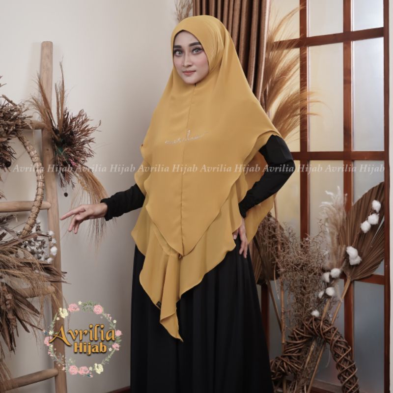KHIMAR ALENA ORI AVRILIA