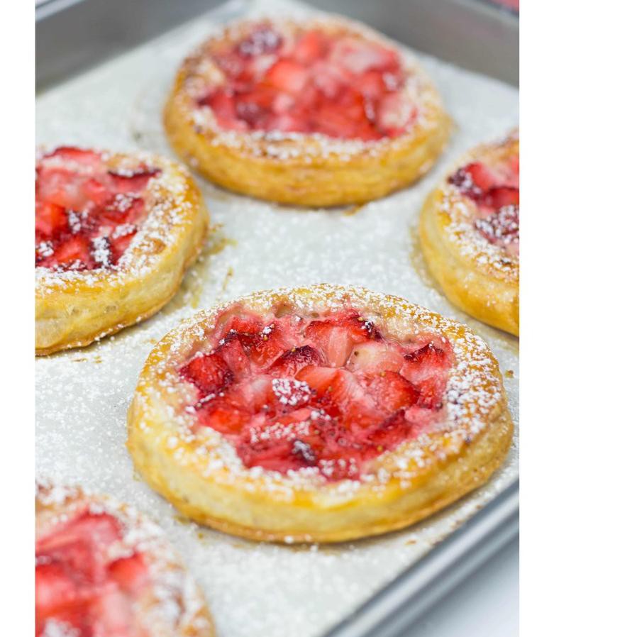 

PROMO 11.11 (dym-288) GOLDENFIL STRAWBERRY BLUBERRY JAM 250GR - SELAI PREMIUM RASA STOBERI BLUBERI -