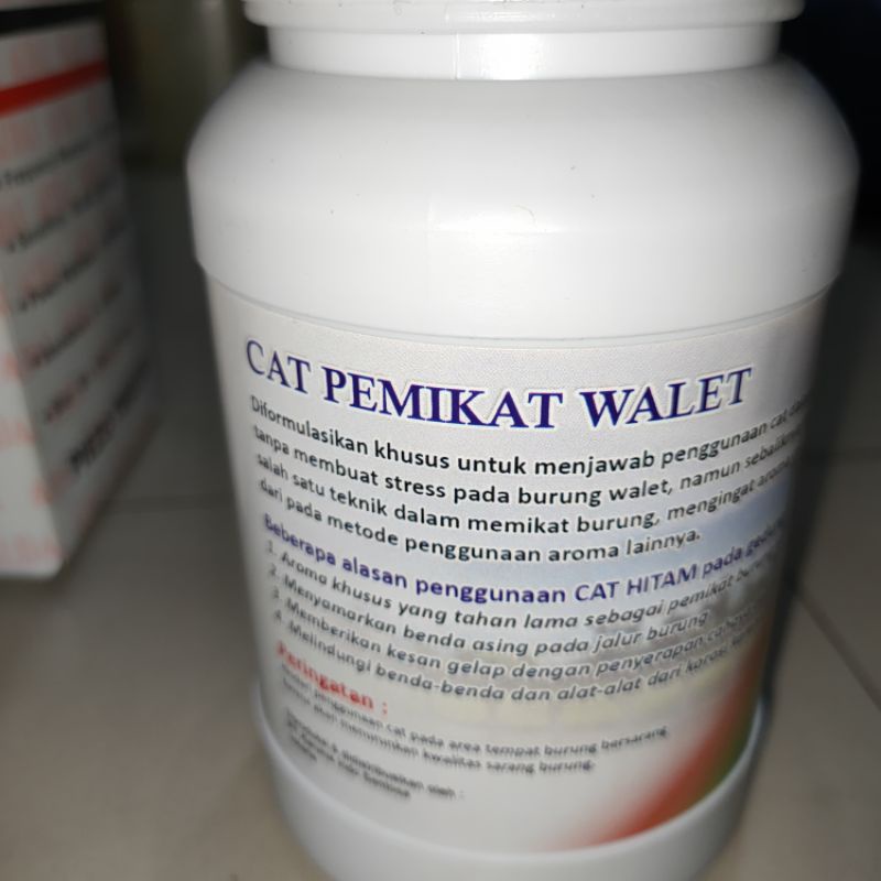 CAT PEMIKAT WALET KIS 300 gram