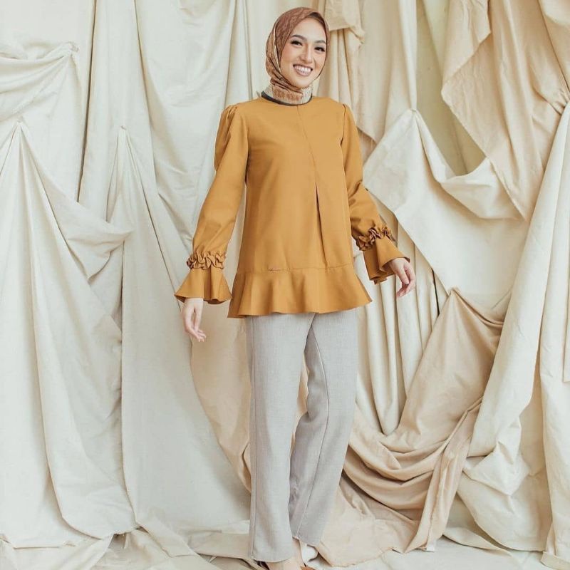 PRELOVED Clara Blouse in Ginger by Wearing Klamby