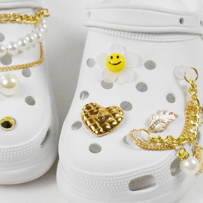 aksesoris wanita sendal crocs wanita aksesoris Rantai Emas diy ins crocs jibbitz【sepatu tidak termasuk】