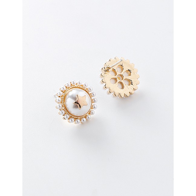 LRC Anting tusuk Fashion Golden Pentagram Round Pearl Stud Earrings D78119