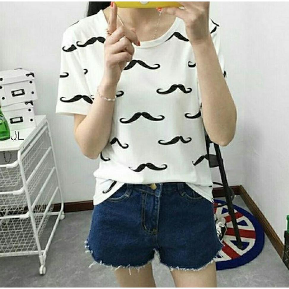 

A4 H TEE MUSTACHE VD PUTI A5