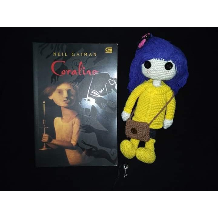 Buku Novel Coraline