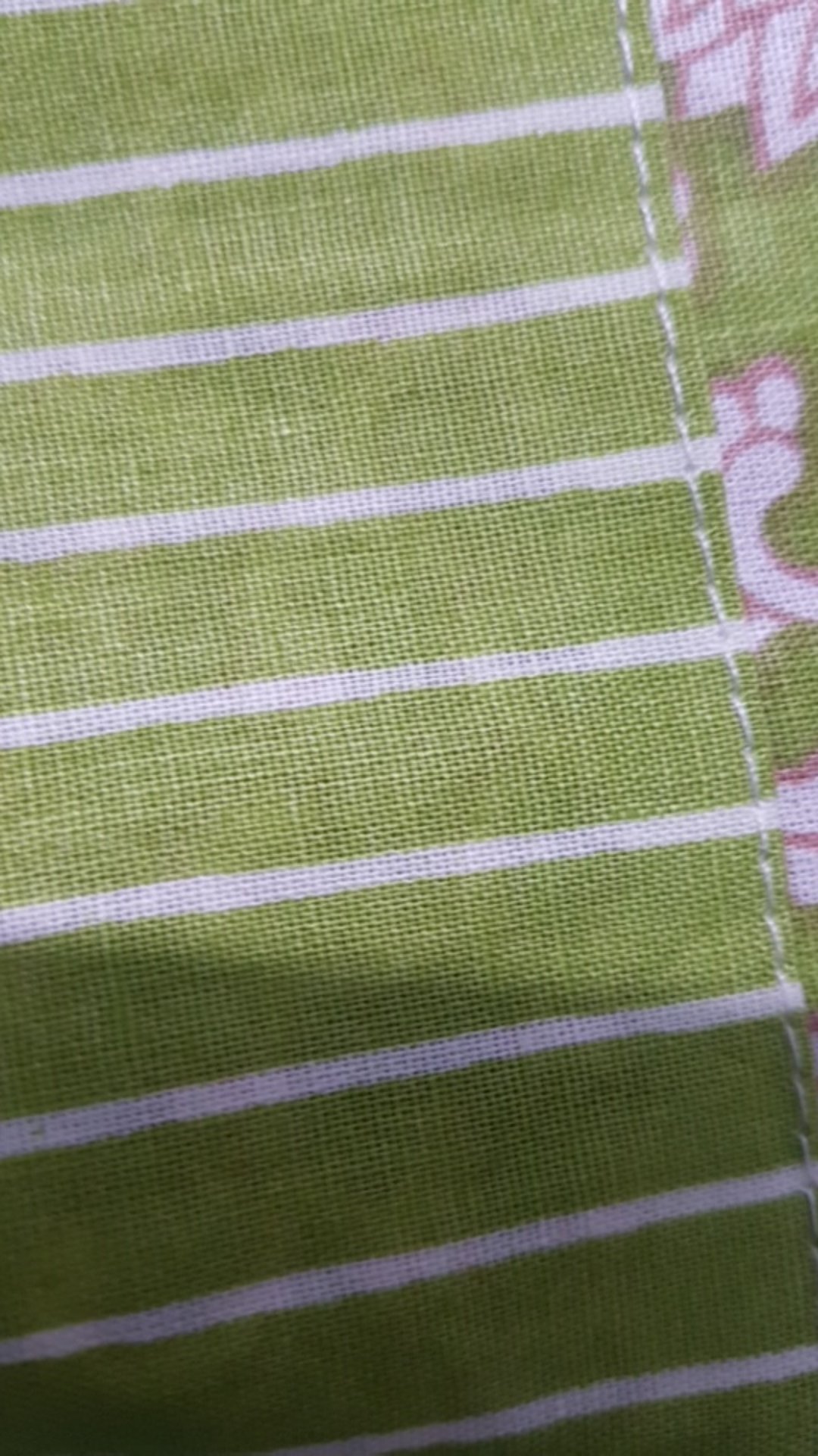 Blus Soft Bunga Salur Baju Atasan Batik Wanita Kerja Modern.