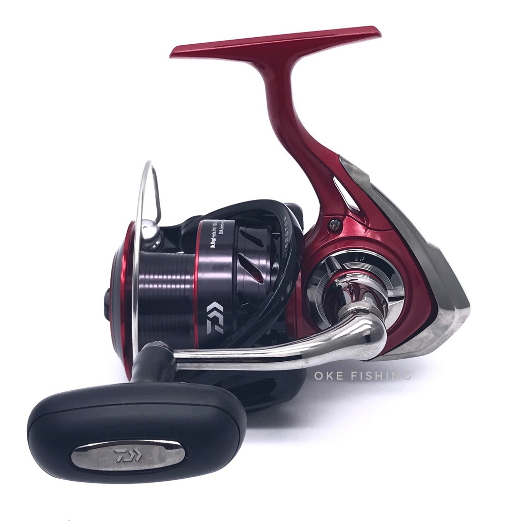 Reel Pancing Daiwa Revros 4000 R 4 1bb/Ball bearing