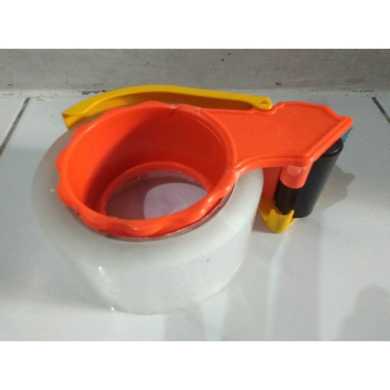 

Tape Dispenser Alat Untuk Memotong Lakban