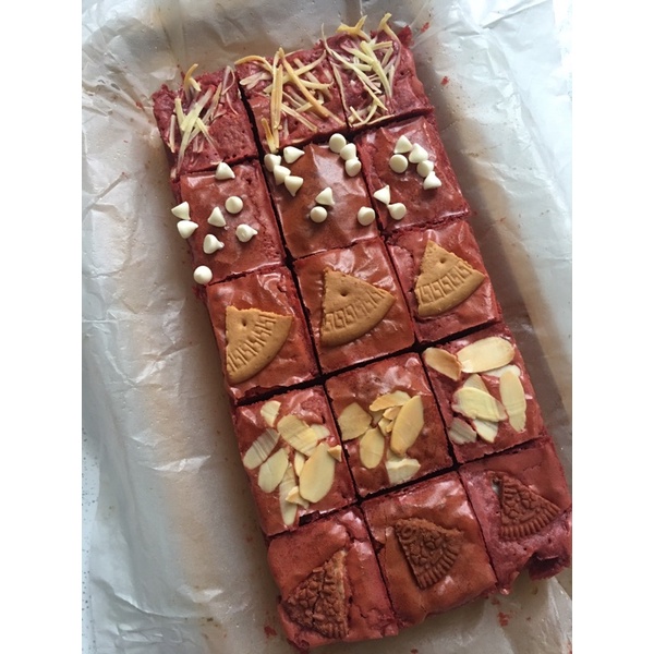 

Red Velvet Brownies (isi 15 ptg)