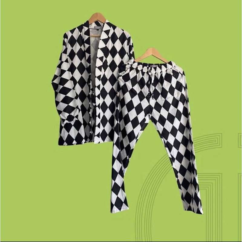 Geggo Mana Outer dan Pants