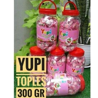 

YUPI STRAWBERRY KISS TOPLES 300 GRAM/PERMEN JELLY RASA STROWBERRY