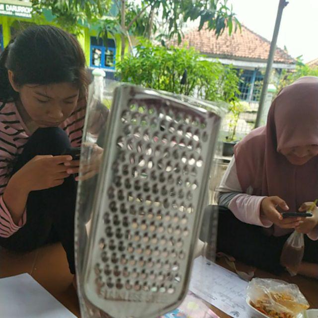 Terlaris Parutan Keju Warna