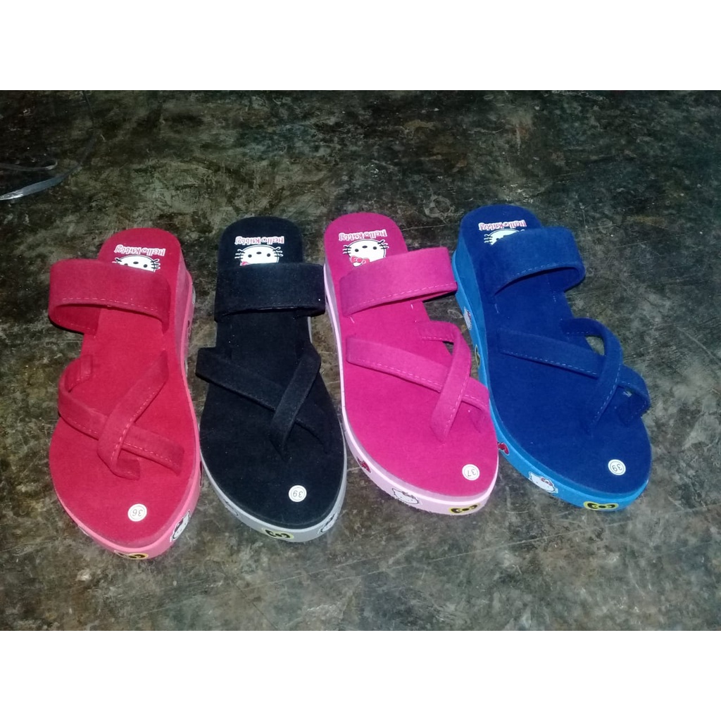 SANDAL WEDGES WANITA HELLO KITTY MOTIF SILANG