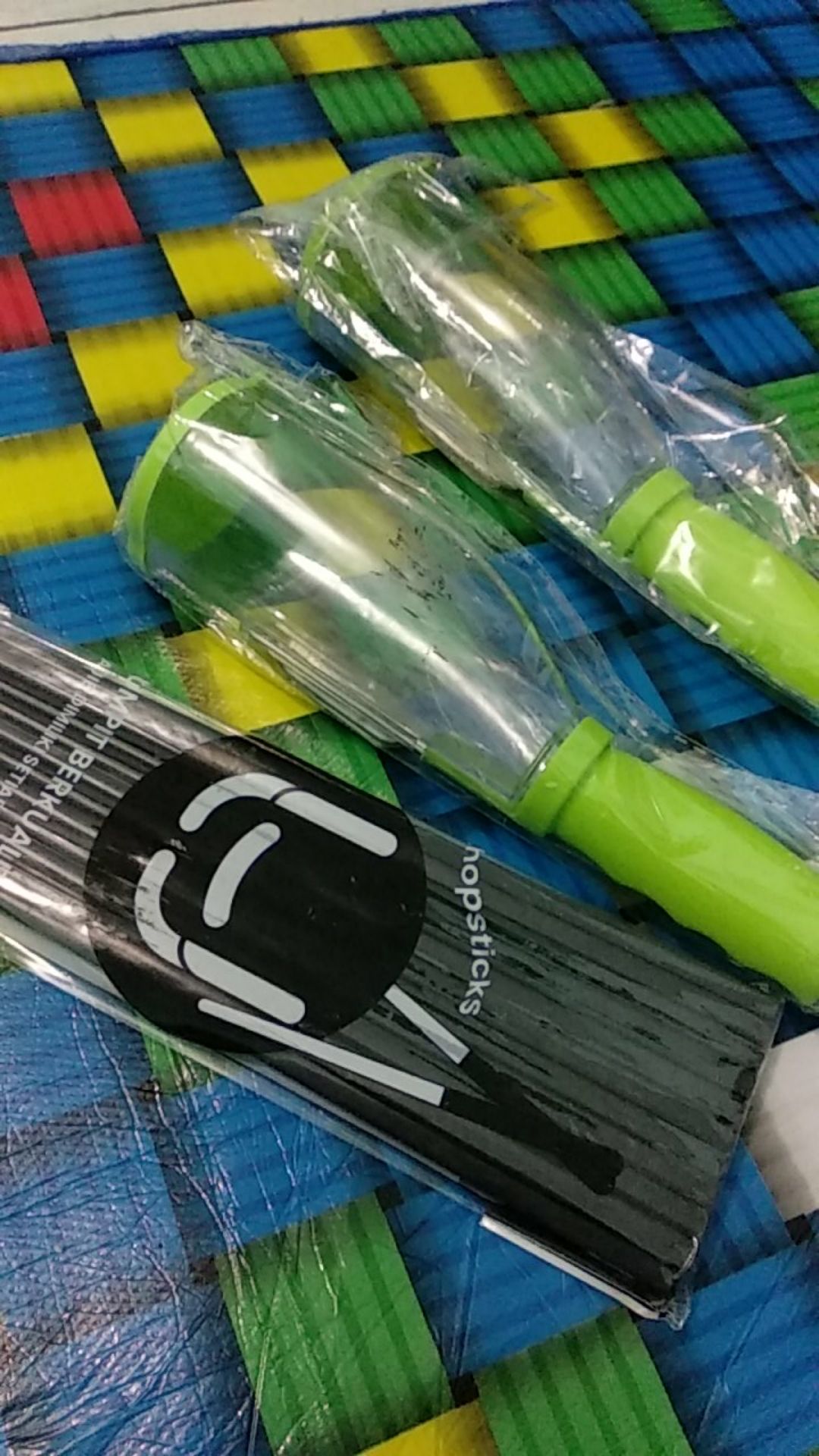 Parutan Pisau Kupas Buah Dengan Tabung Bisa Disimpan - Peeler Pisau  Kulit Buah Dan Sayur Lq-db-299