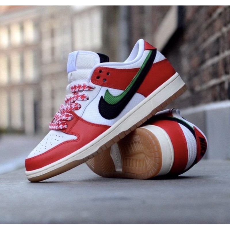 SB DUNK LOW PRO x FRAME SKATE “Habibi”