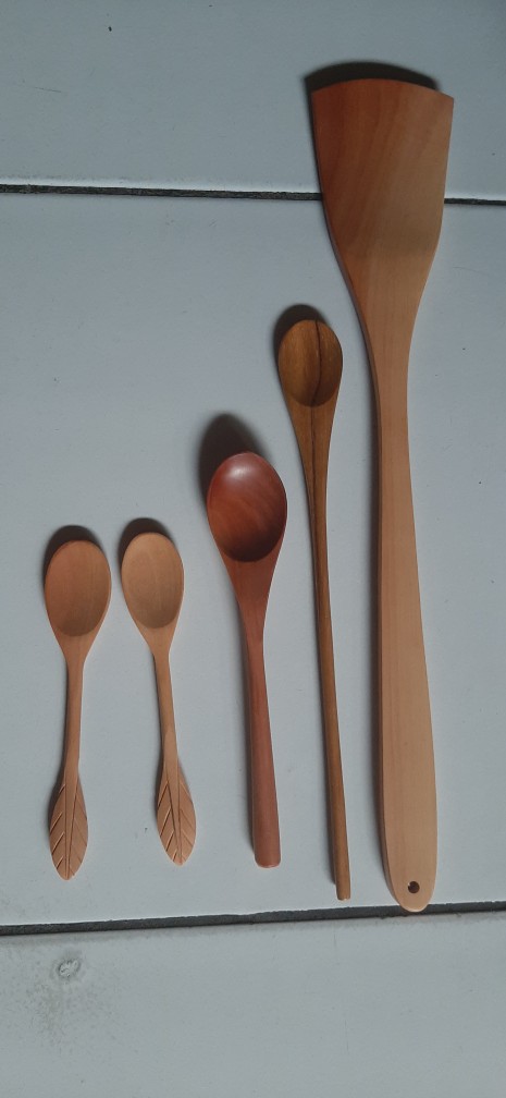 Anazu | Spatula Kayu