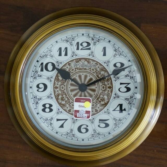 JAM DINDING WELLINGTON 605-340A