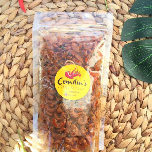 

MAKARONI PEDA KRIUK RASA JERUK