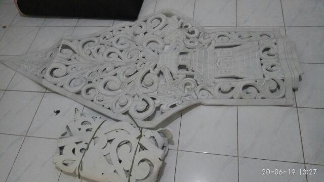 Ukiran Gunungan Spon Karet